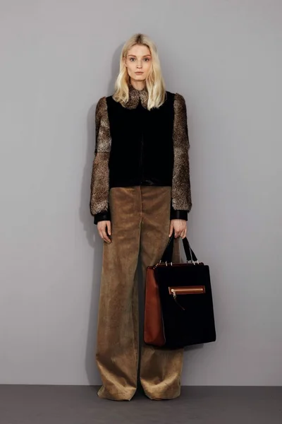 Look 4